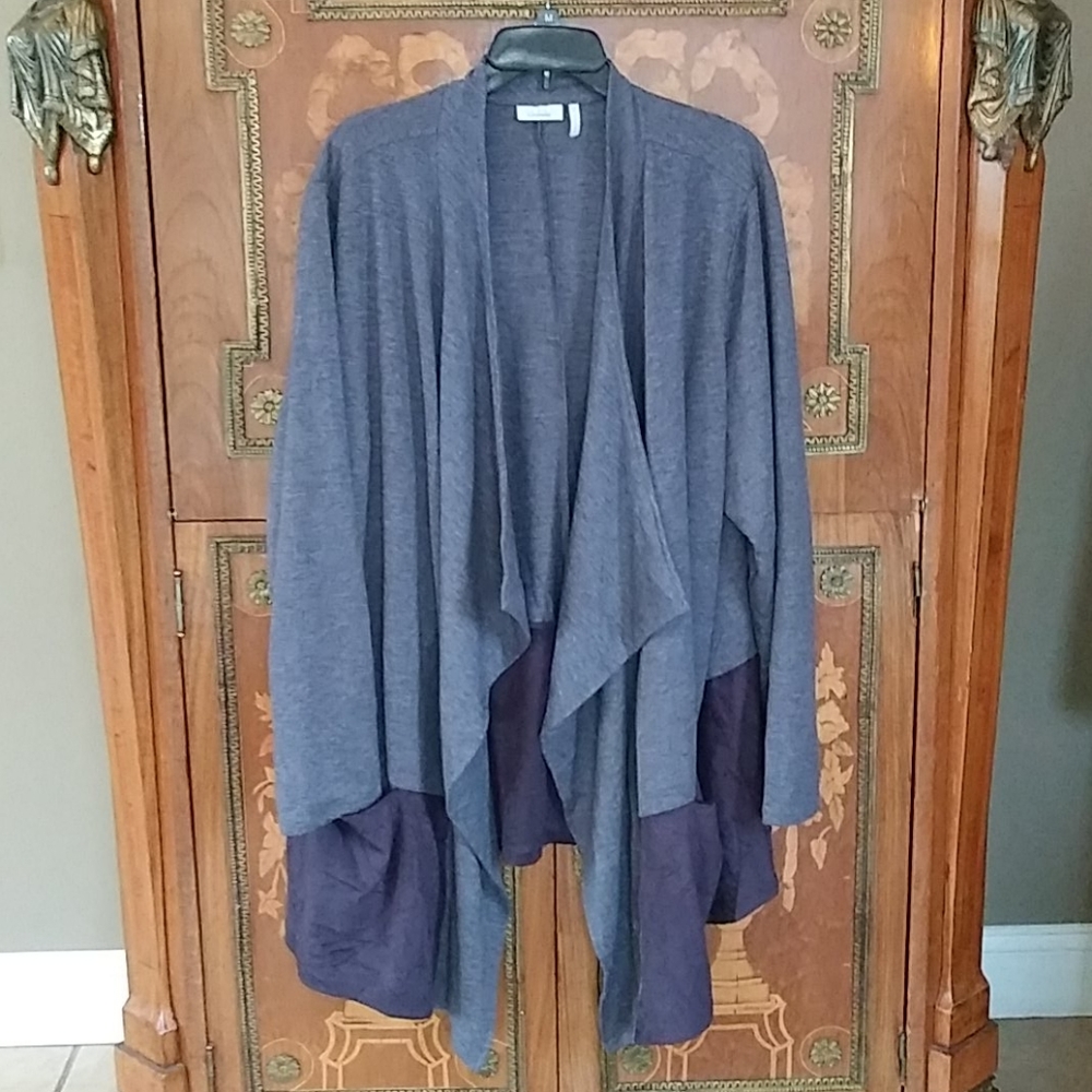 0813 LOGO Lounge Cardigan